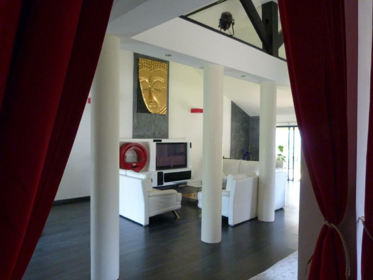 Apartamento Holidays In Paris Loft Design & Atypique Avec Jardin Massy  Exterior foto